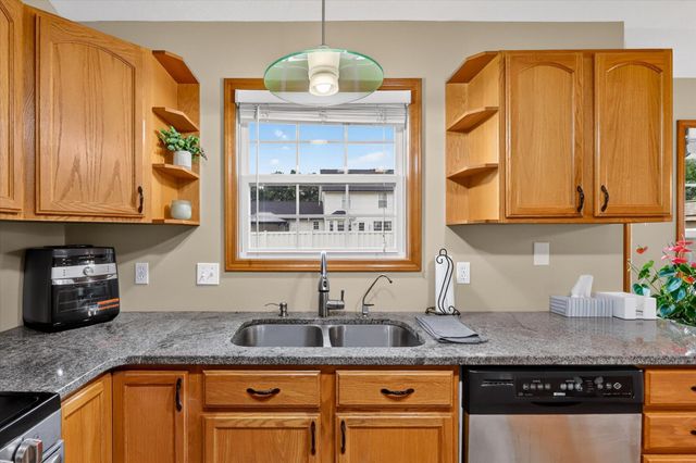 6294 Clovermeadows Avenue, Pavilion Twp, MI 49088