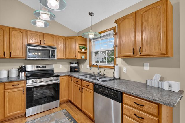 6294 Clovermeadows Avenue, Pavilion Twp, MI 49088