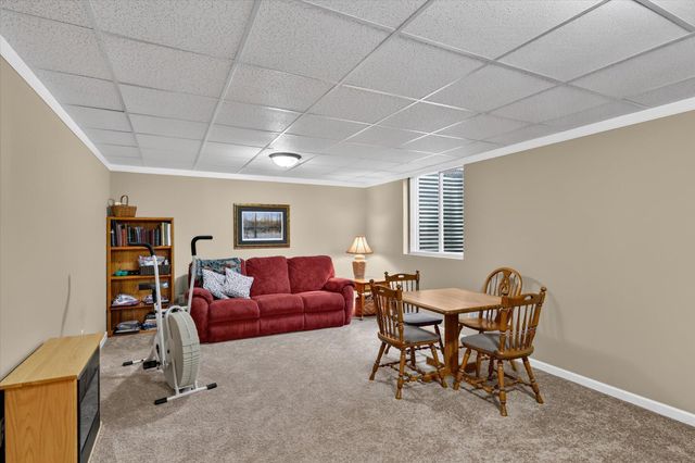 6294 Clovermeadows Avenue, Pavilion Twp, MI 49088