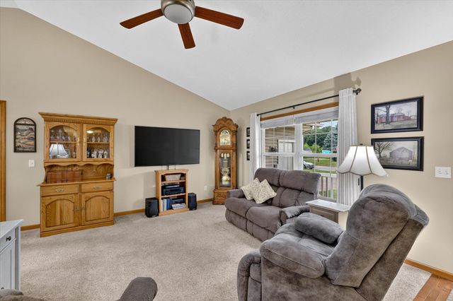 6294 Clovermeadows Avenue, Pavilion Twp, MI 49088