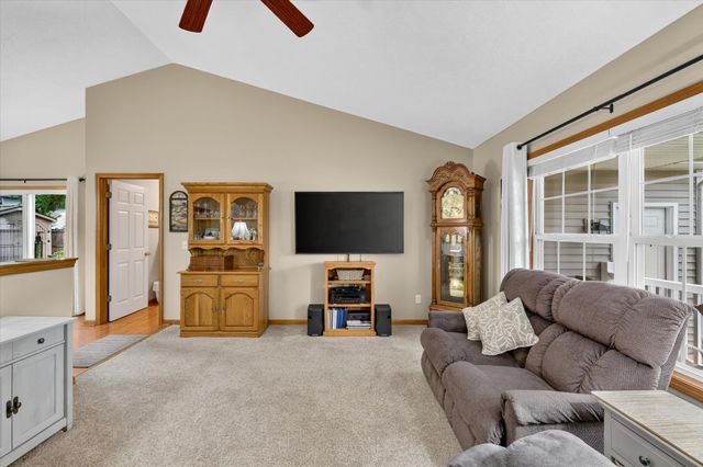 6294 Clovermeadows Avenue, Pavilion Twp, MI 49088