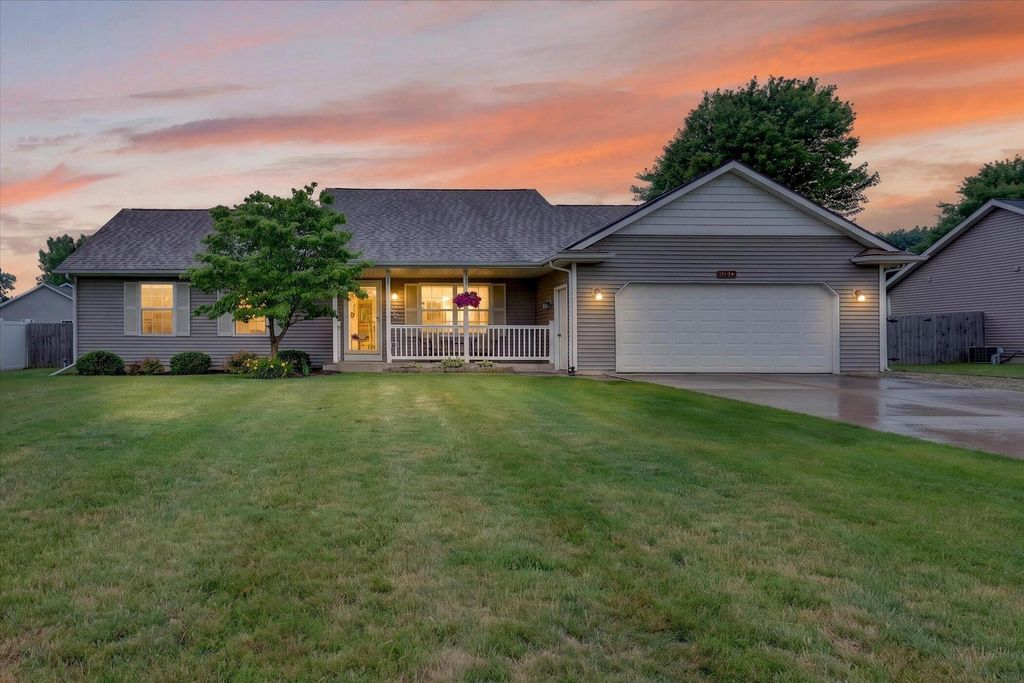 6294 Clovermeadows Avenue, Pavilion Twp, MI 49088