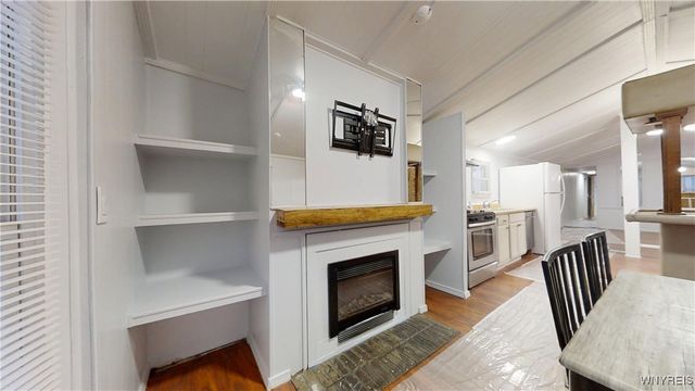 37 Jenny Court, Cheektowaga, NY 14225