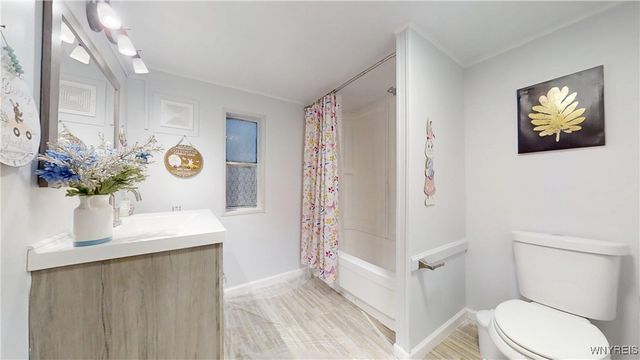 37 Jenny Court, Cheektowaga, NY 14225