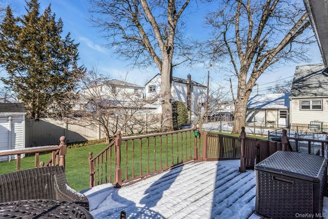 562 Arcadian Avenue, Valley Stream, NY 11580