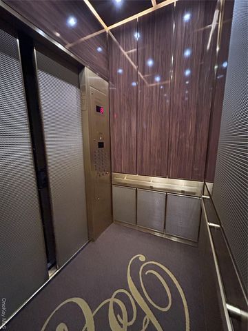 1 Bay Club Drive 8U, Bayside, NY 11360