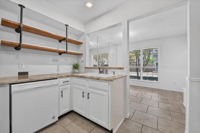 17820 Windflower Way 1404, Dallas, TX 75252