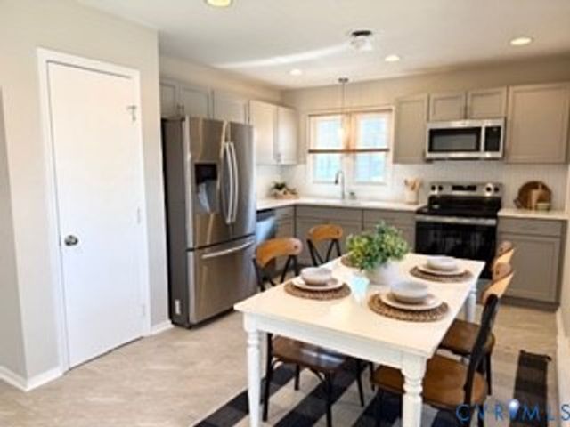 6312 Cyrus St, North Chesterfield, VA 23234