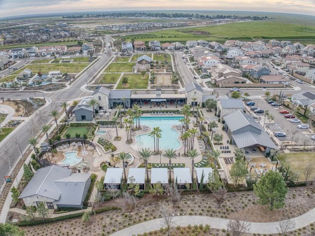 4236 Hillside Road, Madera, CA 93636