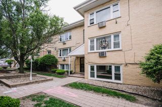 6634 W 95th Street 1D, Oak Lawn, IL 60453