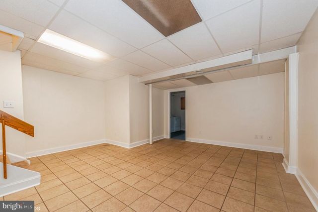 19 MOORING CT, Essex, MD 21221