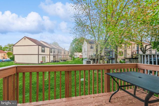 19 MOORING CT, Essex, MD 21221