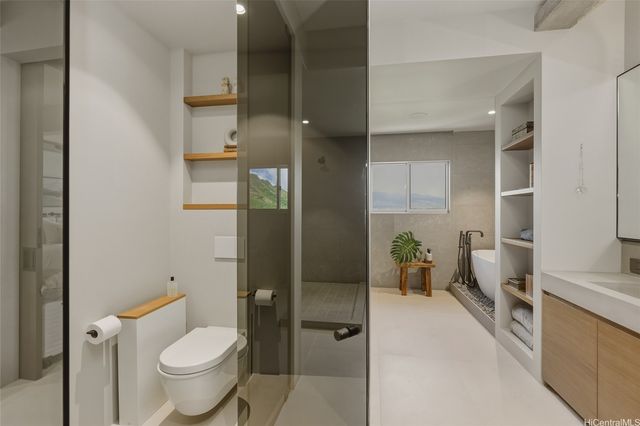 2969 Kalakaua Avenue 1201, Honolulu, HI 96815