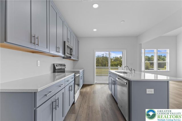 103 Timber Trail 50, Palmer Twp, PA 18045