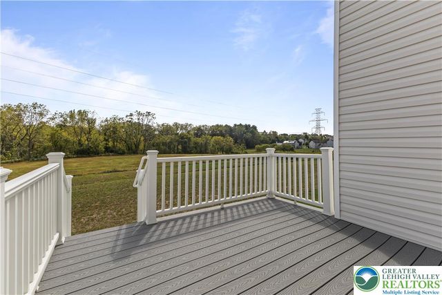 103 Timber Trail 50, Palmer Twp, PA 18045