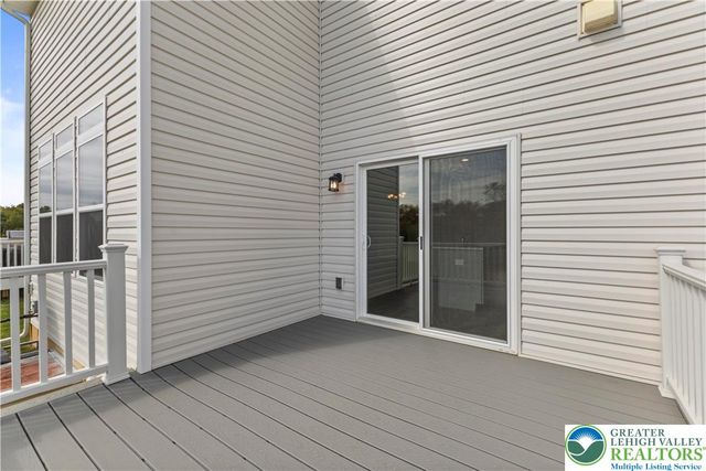 103 Timber Trail 50, Palmer Twp, PA 18045