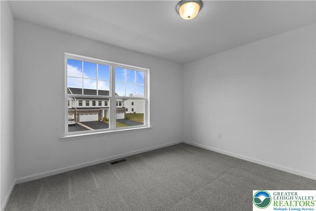 103 Timber Trail 50, Palmer Twp, PA 18045