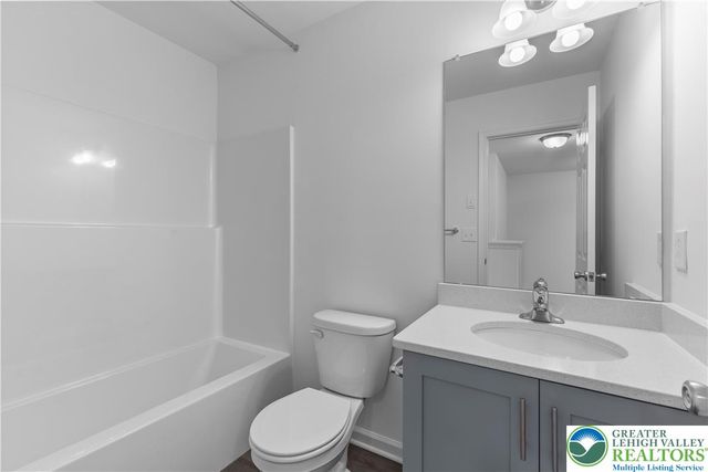 103 Timber Trail 50, Palmer Twp, PA 18045