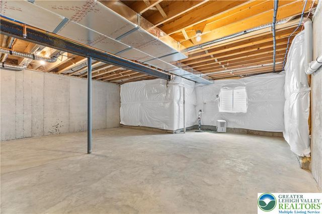 103 Timber Trail 50, Palmer Twp, PA 18045