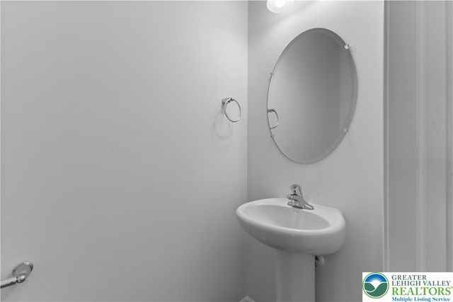 103 Timber Trail 50, Palmer Twp, PA 18045