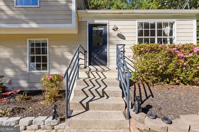 565 Indian Mill Court, Alpharetta, GA 30022