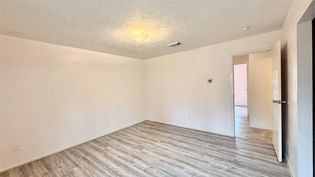 18 Dellforest Court, The Woodlands, TX 77381