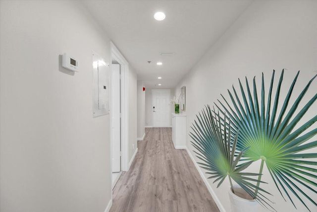 275 Palm Avenue B304, Jupiter, FL 33477