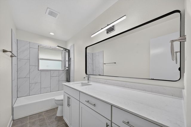 425 N Hamilton Street, Farmersville, TX 75442