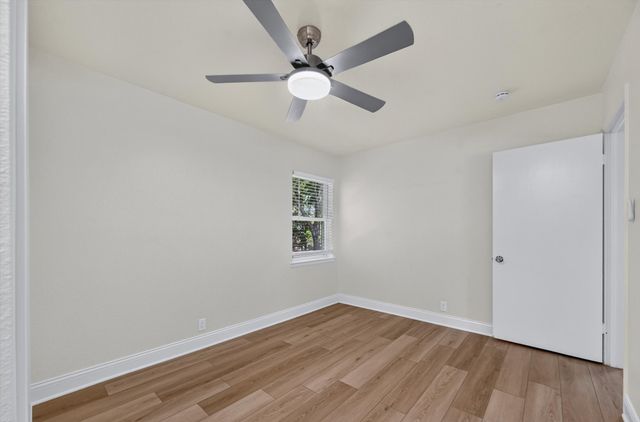 425 N Hamilton Street, Farmersville, TX 75442