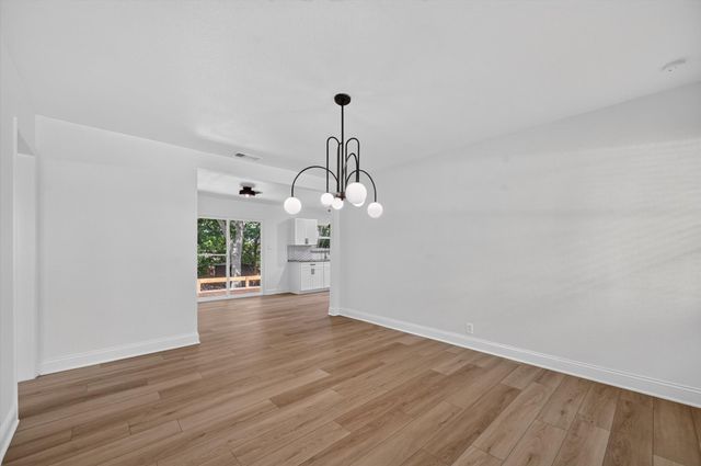 425 N Hamilton Street, Farmersville, TX 75442
