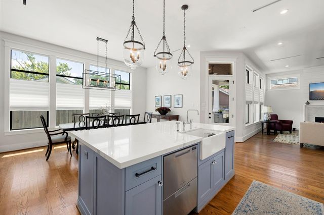 3710 Bradley Street, Houston, TX 77009