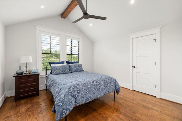 3710 Bradley Street, Houston, TX 77009