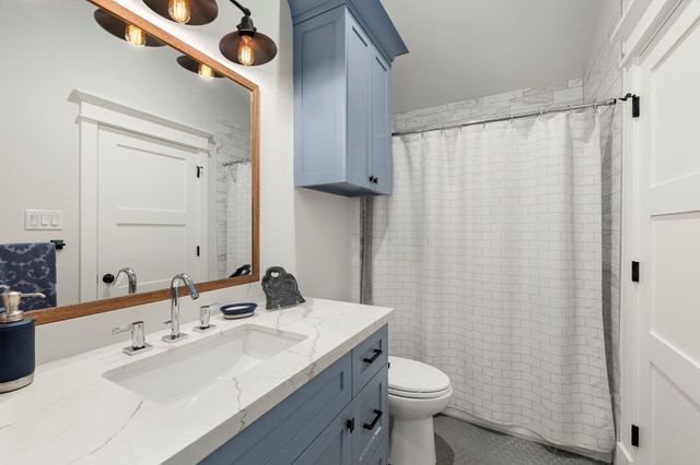 3710 Bradley Street, Houston, TX 77009