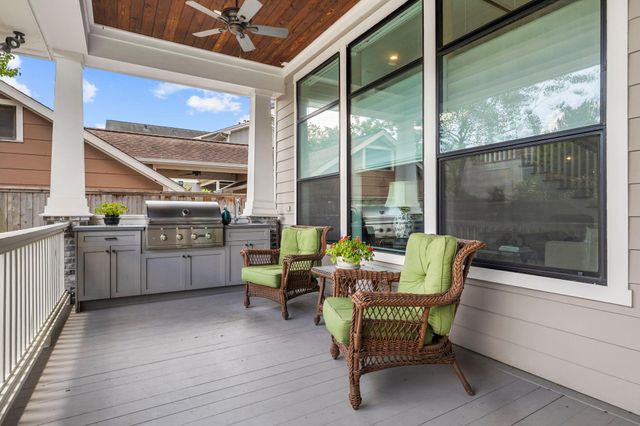 3710 Bradley Street, Houston, TX 77009