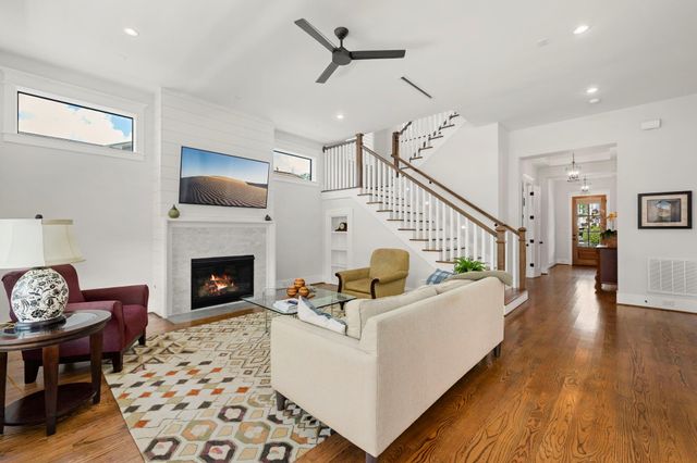 3710 Bradley Street, Houston, TX 77009