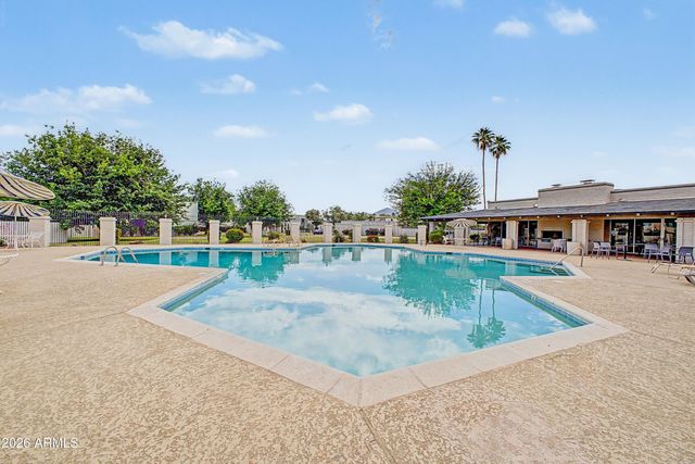 8213 E ROVEY Avenue, Scottsdale, AZ 85250