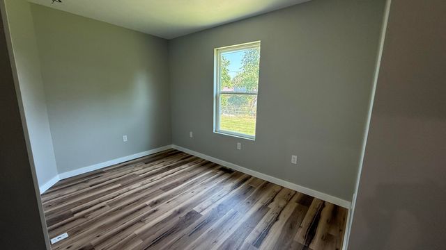 712 S Fir Street, Buffalo, MO 65622