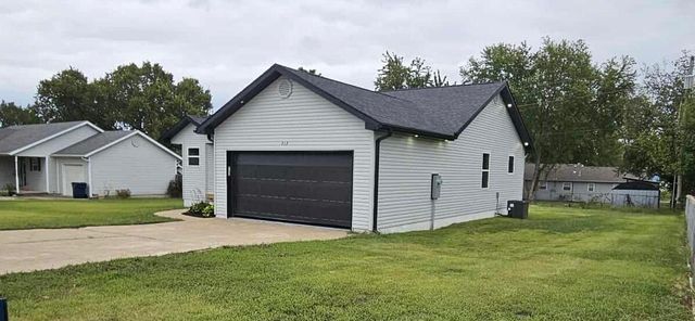 712 S Fir Street, Buffalo, MO 65622