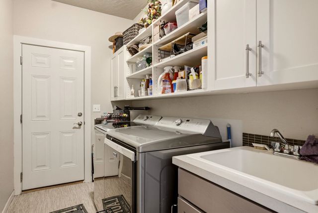 5533 N Radium Ln, Spokane, WA 99217