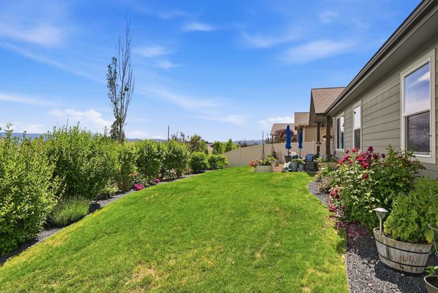 5533 N Radium Ln, Spokane, WA 99217