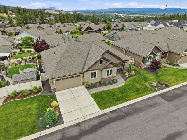 5533 N Radium Ln, Spokane, WA 99217