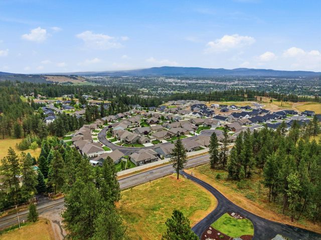 5533 N Radium Ln, Spokane, WA 99217