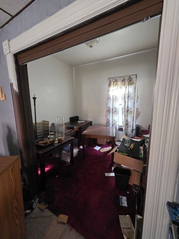 533 6TH Avenue N, Clinton, IA 52732