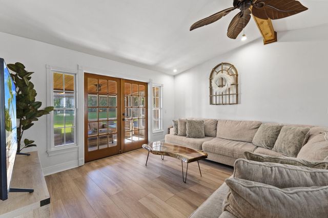 1729 NE 23rd Terrace, Jensen Beach, FL 34957