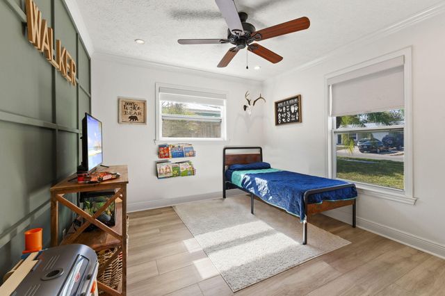 1729 NE 23rd Terrace, Jensen Beach, FL 34957