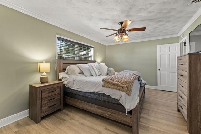 1729 NE 23rd Terrace, Jensen Beach, FL 34957