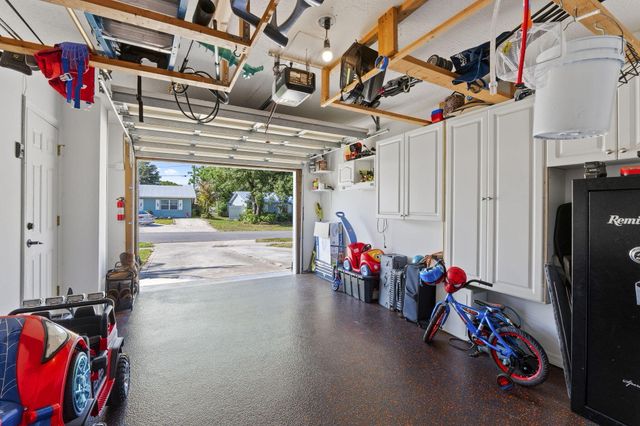 1729 NE 23rd Terrace, Jensen Beach, FL 34957