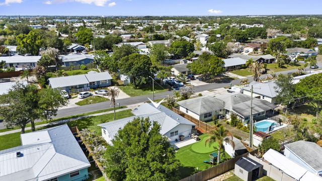 1729 NE 23rd Terrace, Jensen Beach, FL 34957