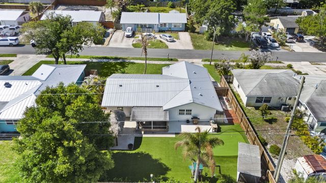 1729 NE 23rd Terrace, Jensen Beach, FL 34957