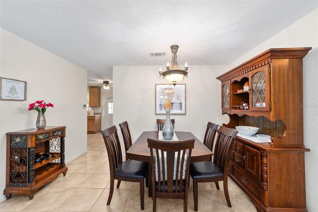 8677 SW 95TH LANE E, Ocala, FL 34481